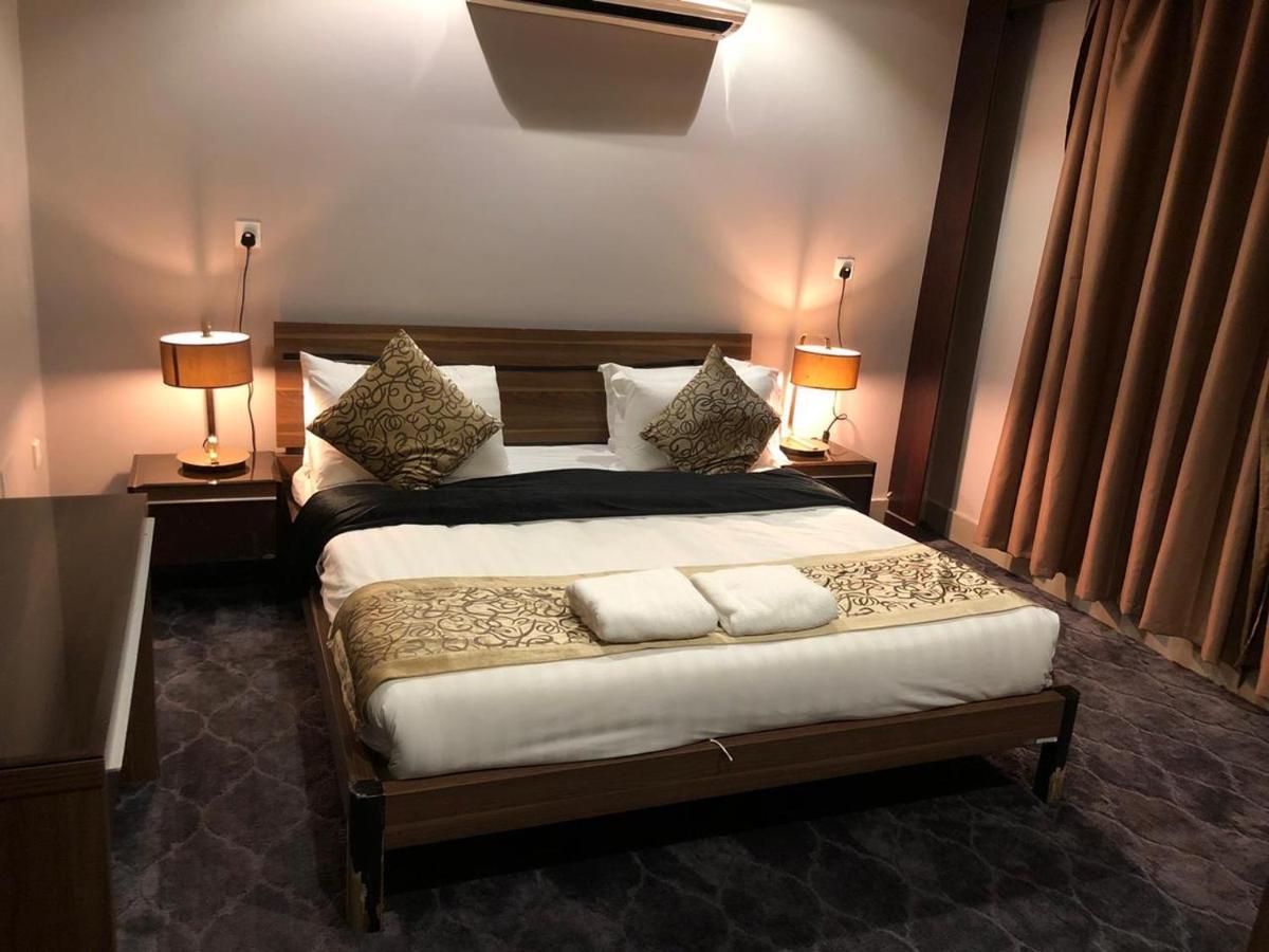 Stars Home Suites Hotel - Al Hamra Джедда Экстерьер фото
