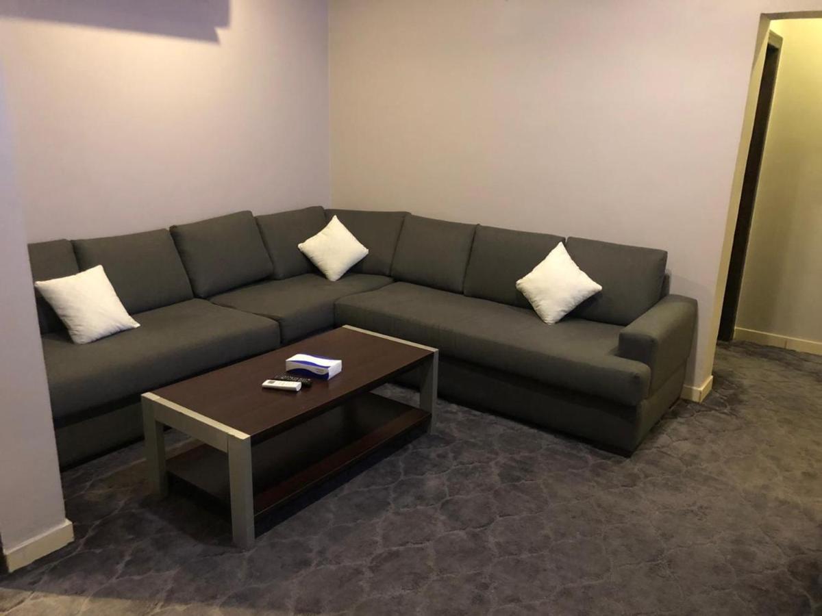 Stars Home Suites Hotel - Al Hamra Джедда Экстерьер фото