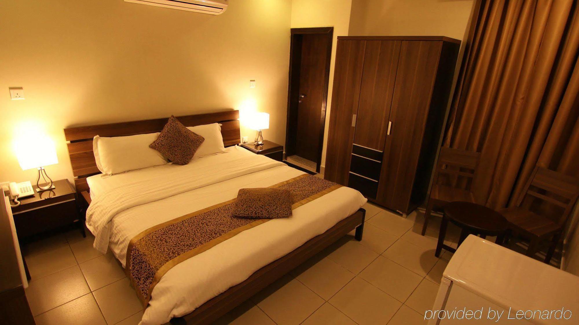 Stars Home Suites Hotel - Al Hamra Джедда Экстерьер фото
