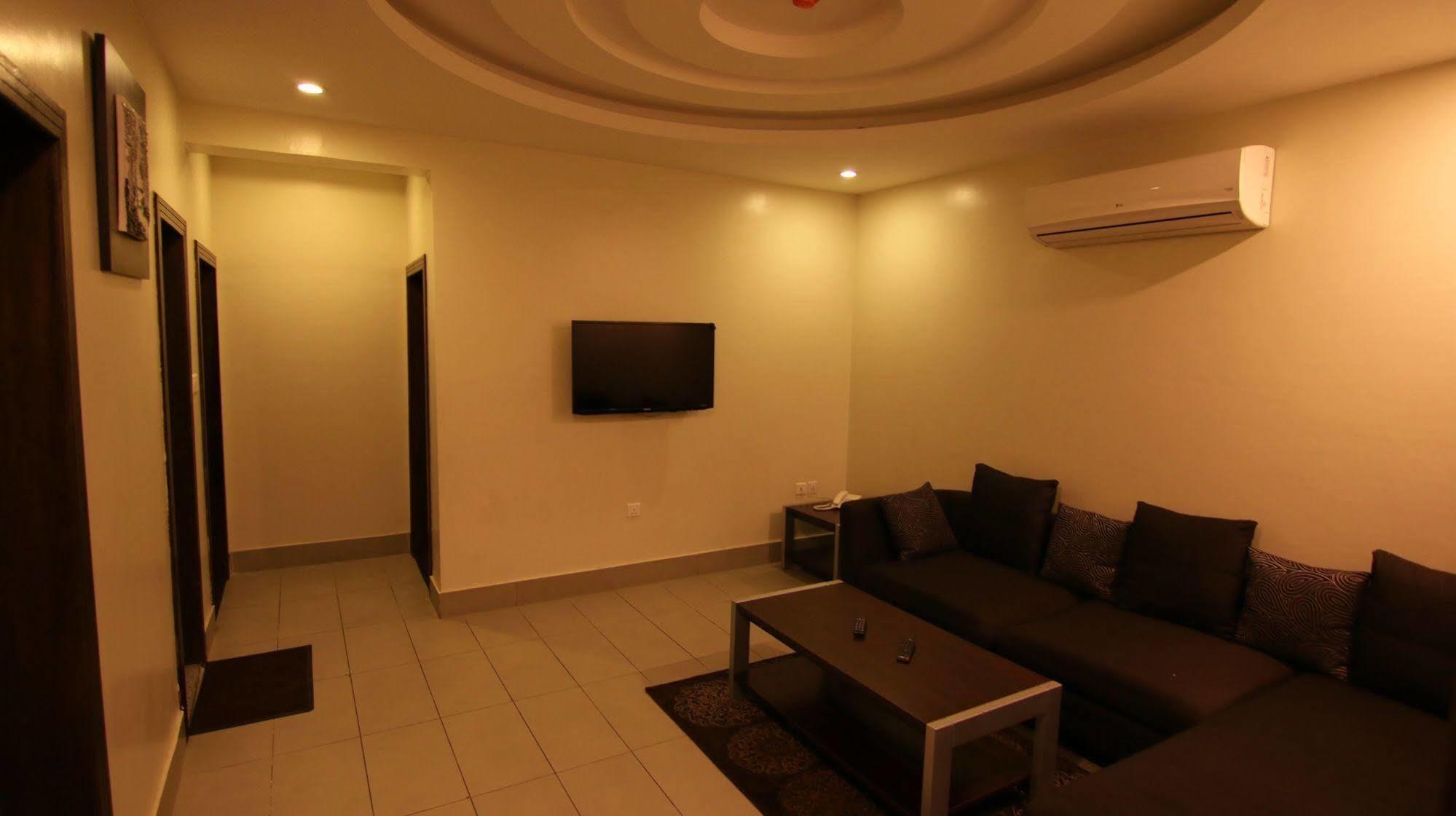 Stars Home Suites Hotel - Al Hamra Джедда Экстерьер фото