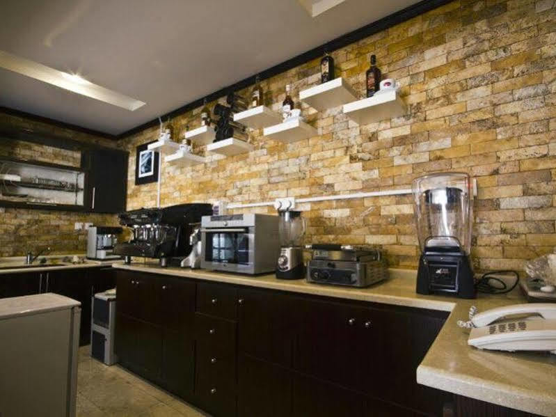 Stars Home Suites Hotel - Al Hamra Джедда Экстерьер фото